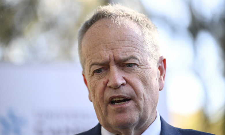 Bill Shorten said the university will focus on improving the student experience. Picture: Martin Ollman