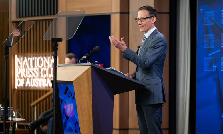Andrew Leigh addresses the National Press Club. Picture: NPC/Fernanda Pedroso.